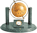 Часы на подставке с глобусом