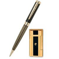 Подарочный набор Pierre Cardin: шариковая ручка и зажигалка. Цвет золотистый / черный, отделка элементов позолота